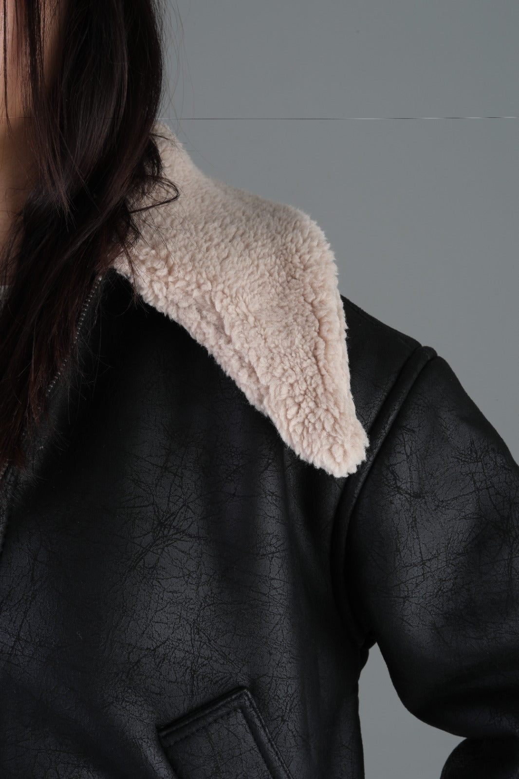 Metalik Efektli Kürklü Ceket